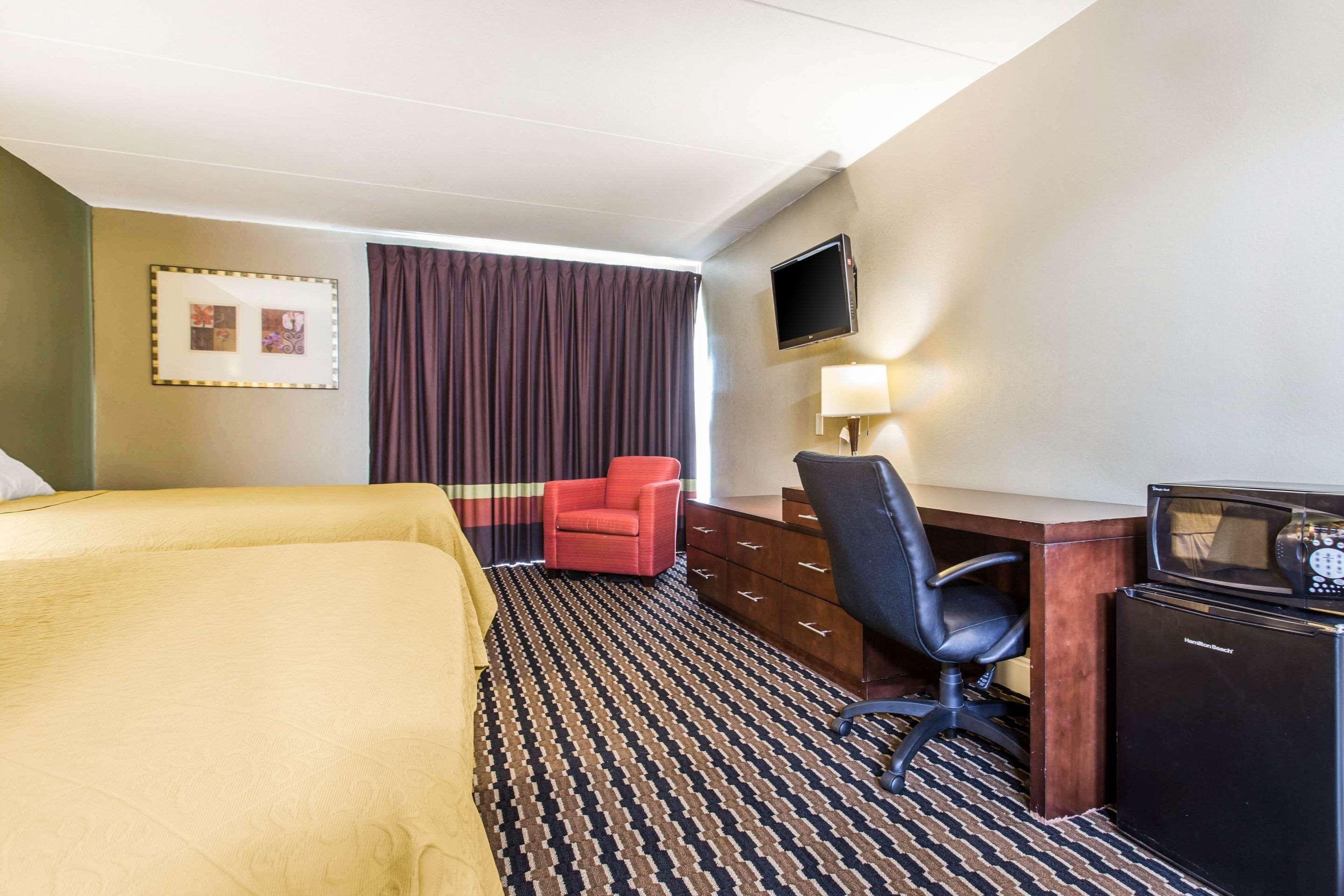Super 8 By Wyndham Rocky Mount I-95 Exit 145 Hotel Battleboro Eksteriør billede