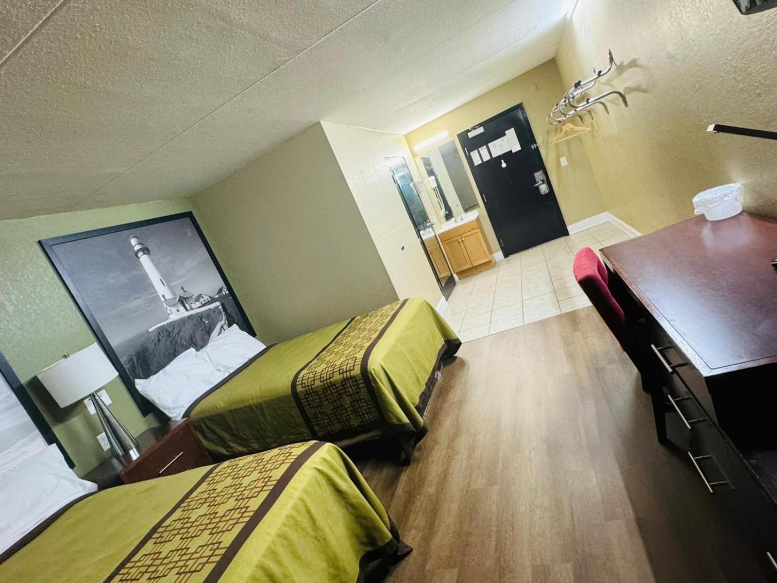 Super 8 By Wyndham Rocky Mount I-95 Exit 145 Hotel Battleboro Eksteriør billede